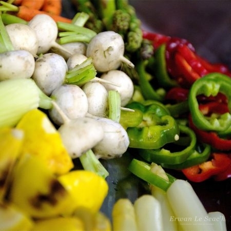 Légumes frais en cuisine de restaurant